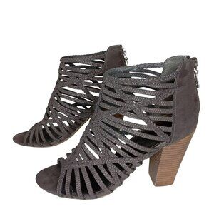 By Gues Heeled Size 8.5 Grey Strappy Open Toe  With Back Zippers & Stacked Heels